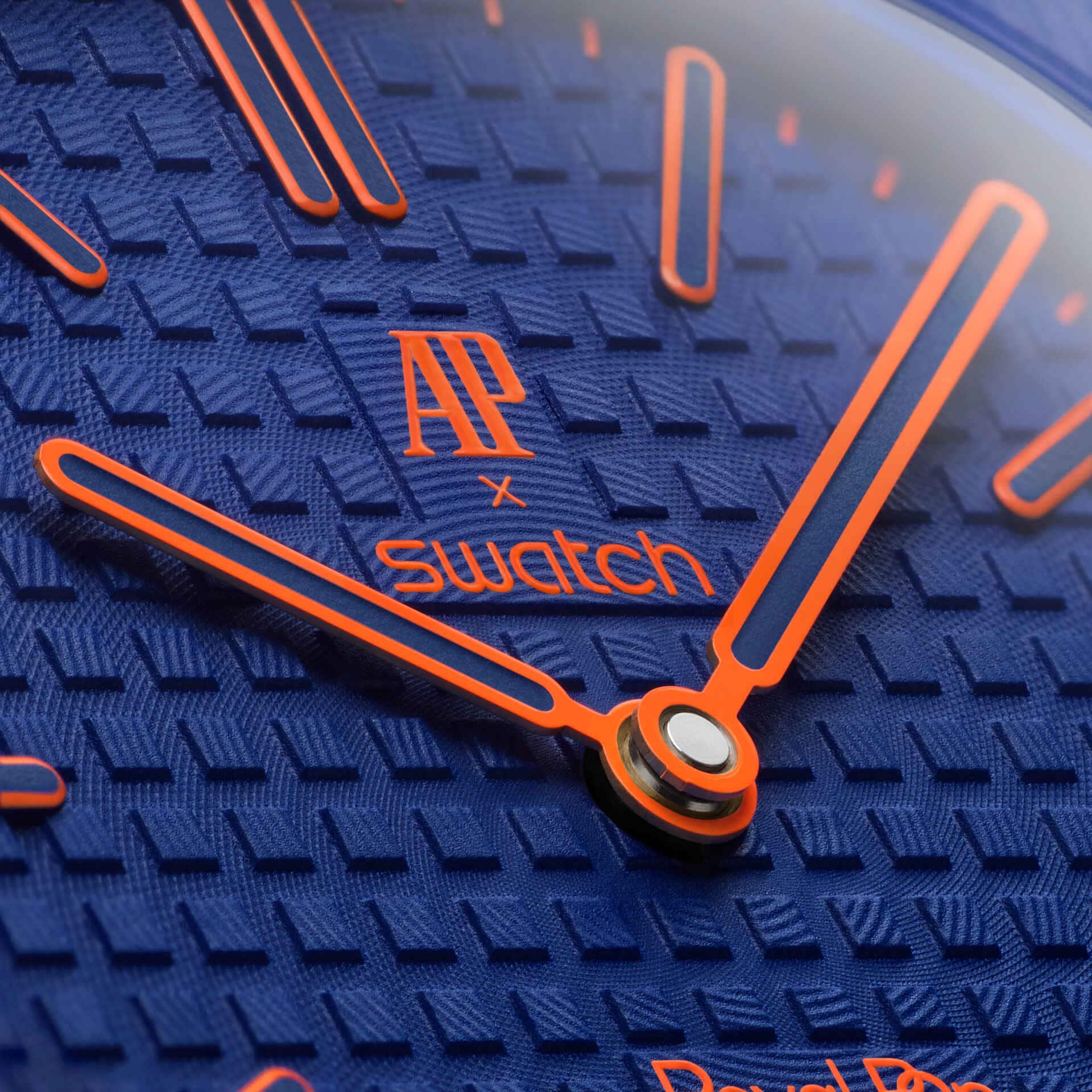 Royal Pop Bleu nuit, Orange